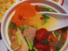 -欧提汗·新疆餐厅·清真(银都路店)