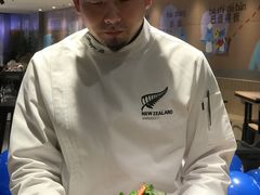-盒马鲜生(莱蒙都会店)