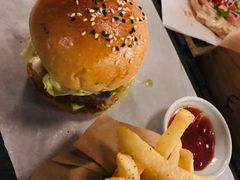 特制牛肉汉堡-EN SPACE恩空间