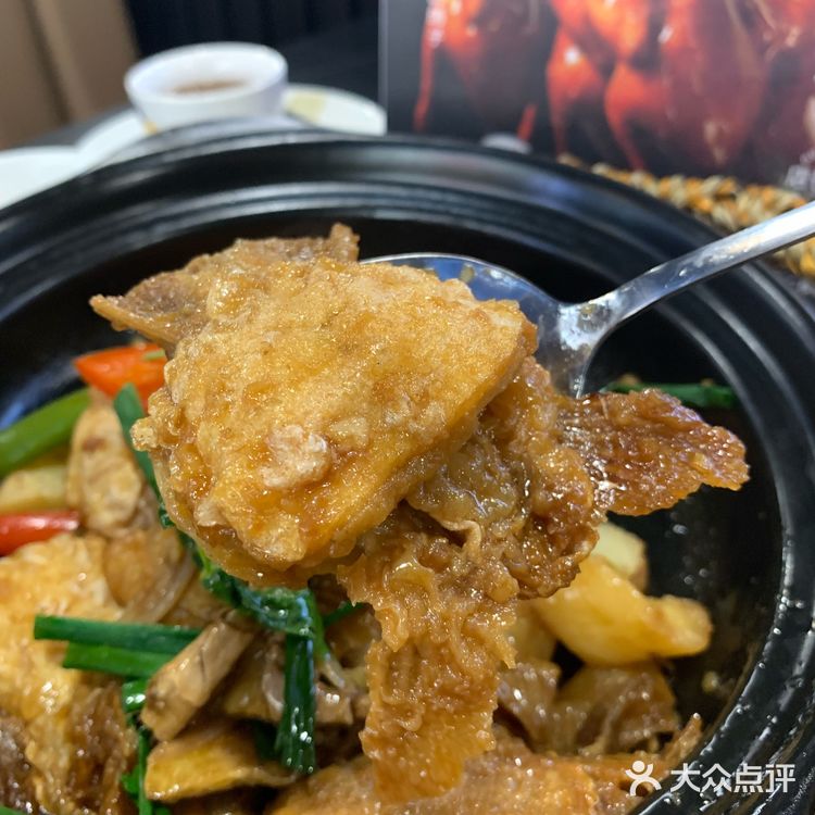 跟老广食粤菜，这只红烧乳鸽阿妈都话好🕊️👍🏻