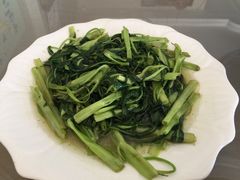 -三姐妹·海鲜大排档
