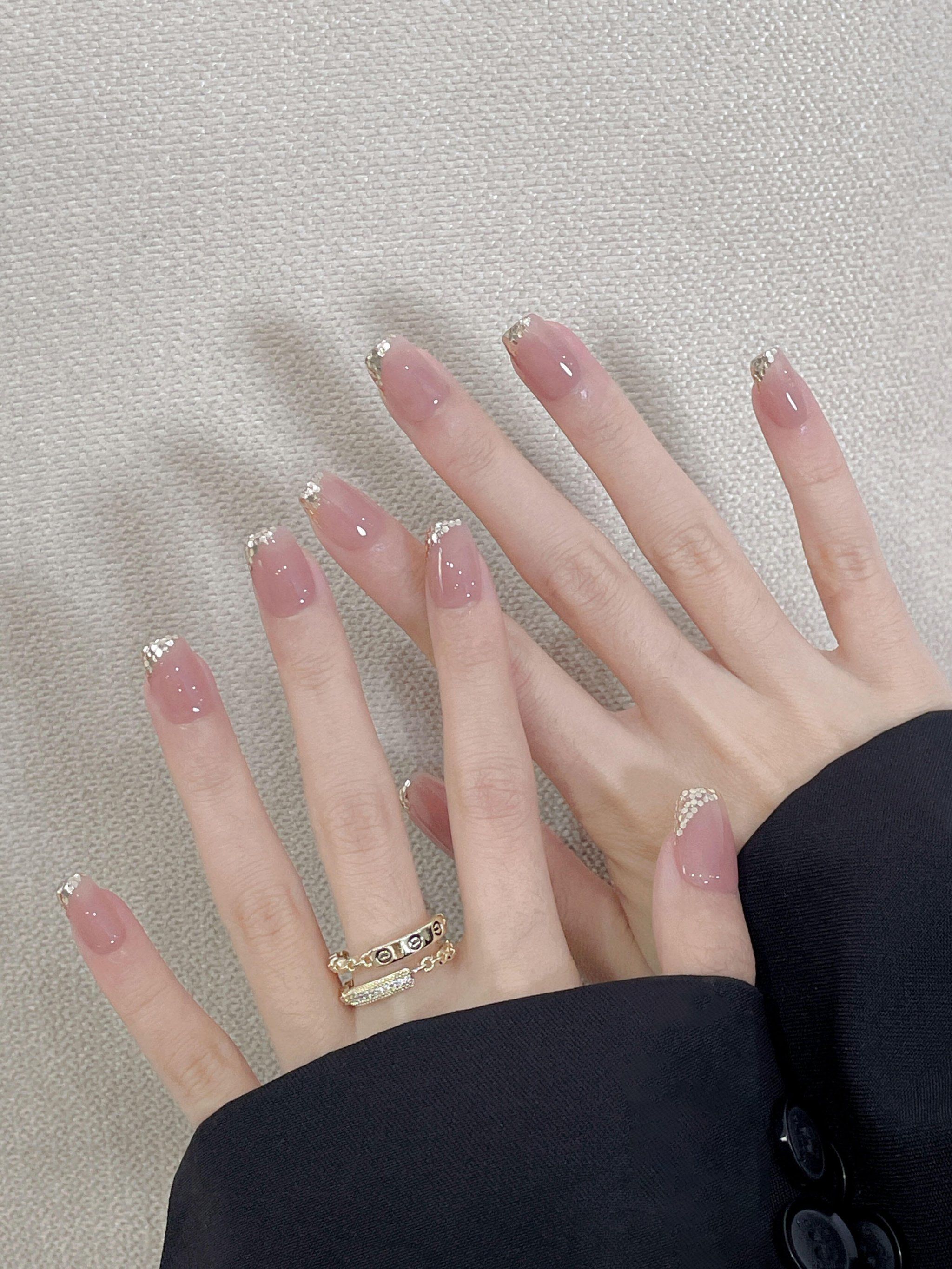 清新裸色系美甲好心情