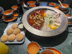 -麻田会 ·鲜活现烹·牛蛙火锅(珠江新城维家思广场店)