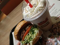 -The Habit Burger Grill 哈比特汉堡(复兴soho店)