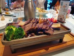 白兰地热板雪花牛-静之湖湖畔餐厅