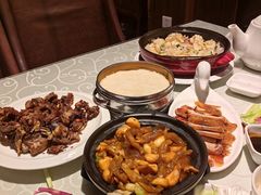 -湖庭壹品鸭王·传统北京烤鸭·别墅私房菜·庭院宵夜(江宁店)