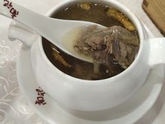 石斛老鸽汤-寻味顺德·南记酒家·传统顺德菜·鱼生(广源路店)
