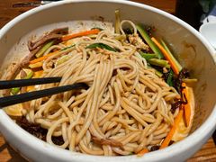 鸡丝凉米线-云海肴·汽锅鸡·云南菜(美罗城店)