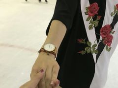 -正佳冰河湾真冰滑冰场