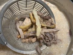 -尚尚仙·酸汤猪手·猪肚鸡火锅(华联万柳购物中心店)