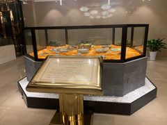面包甜点陈列柜-聚春园自助餐厅(东街口店)