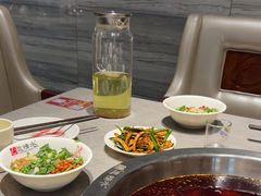 -忘情水鱼头·鲜鱼火锅(滨江中路店)