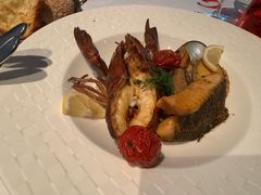 -罗宾斯牛排馆(重庆丽晶酒店)