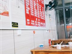 大堂-霍元甲烧烤(江城商务大楼店)