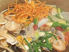 -抚仙湖生态石锅鱼野生菌(告庄店)