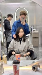 -Tloml salon