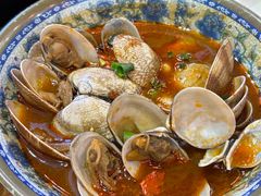 -爆炸头阿姨小四川正宗川味小吃(无任何分店)