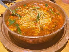 小锅米线-觅山云南菜(泊富ICITY店)