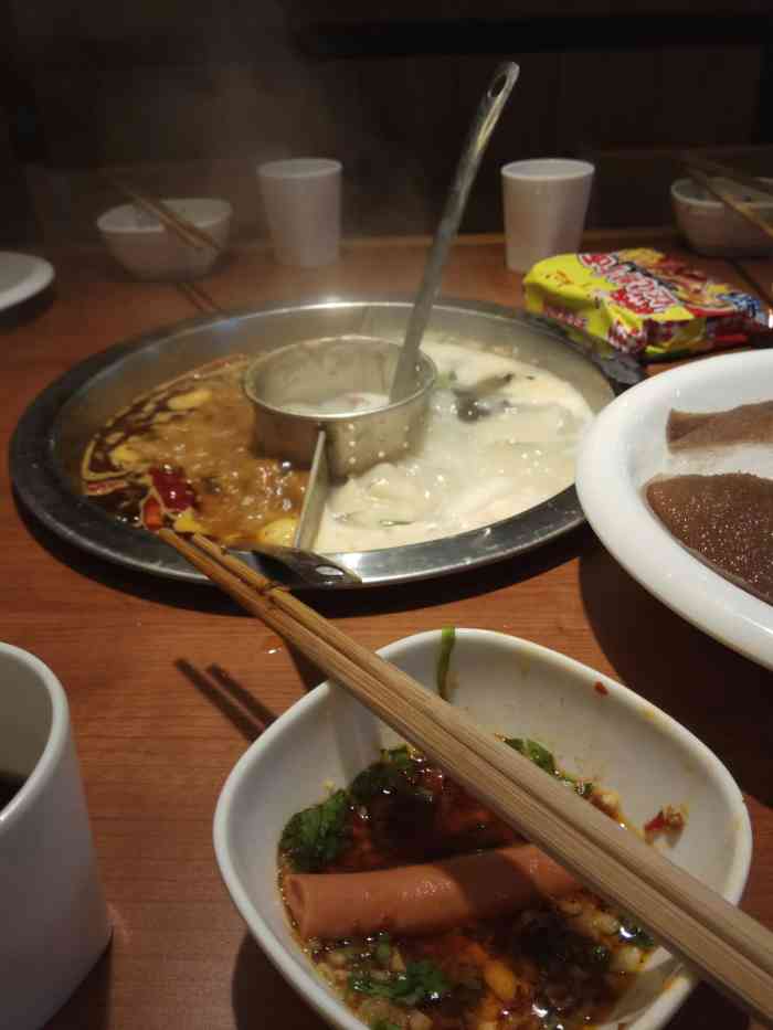 锅玖玖火锅店(颍上店)-"和同事一起来吃火锅,同事朋友说这里还可以.