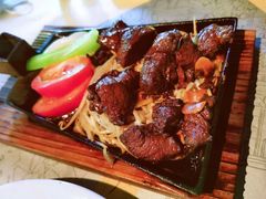 铁锄牛肉-穹六人间 people 6(岳阳路店)