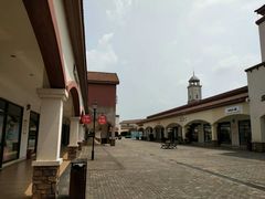 -茶颜悦色(环球奥特莱斯店)