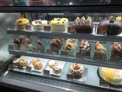 面包甜点陈列柜-BreadTalk面包新语·烘焙蛋糕(领展购物广场店)