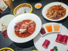 -蝴蝶里·粤菜·点心(滨江龙湖店)