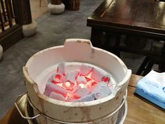 -聚汇三少·龙虾·中餐厅(莫邪路新天地店)