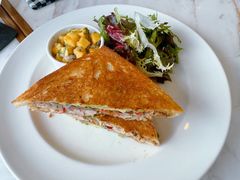 鸡肉三明治-ROAST coffee & eatery