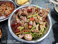 -辣盆盆麻辣小龙虾(哈尔滨总店)