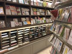 -诚品(信义店)