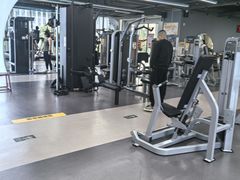 -超鹿运动(五四路恒力城店)