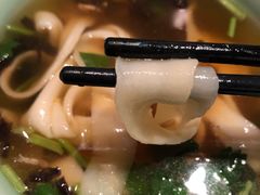 酸汤扯面-河东颐祥阁(世贸店)