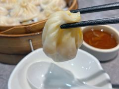 -莱莱小笼·乔艾