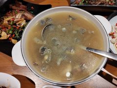 -隔壁老王·家常云南菜(花巷店)