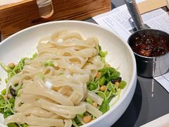 炸酱面-小大董·烤鸭(观景餐厅·南京西路店)