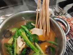 -狼遇见羊烧烤·现穿现烤(旧宫店)