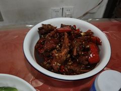 -老三样·美食研究中心(世贸路店)