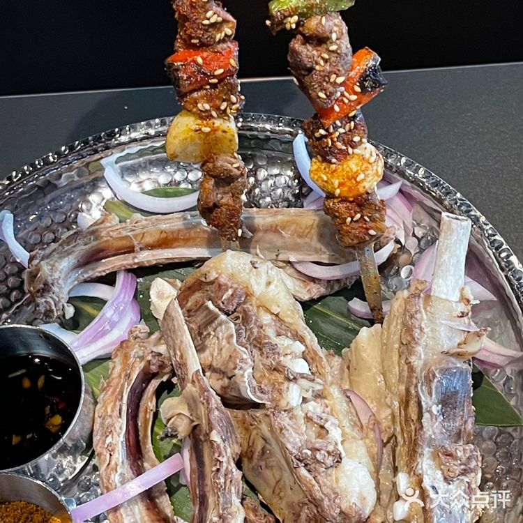 就蒜吃！羊倌烤羊排还有点东西的