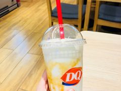 焦糖海盐奶昔-DQ·蛋糕·冰淇淋(奥林匹克广场店)