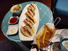 -日落吧·海景咖啡厅·餐酒吧·鸡尾酒·下午茶·乐队表演·浪漫夕阳·三亚文华东方酒店