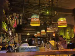 -城墙外BAR