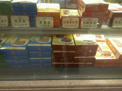 面包甜点陈列柜-王興記(中山路店)