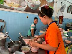 -榮泰米粉湯(Left Shop)