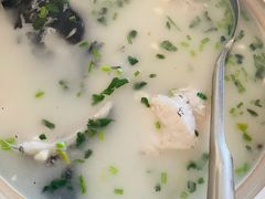 鱼头汤-美顺香食府鱼头老店(雪野湖店)