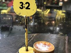 -莓园冰淇淋店