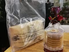 -房角石咖啡与书(吉大南校店)