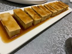 金牌豆腐箱子-城南往事·鲁菜·烤鸭(世茂宽厚里·大明湖店)