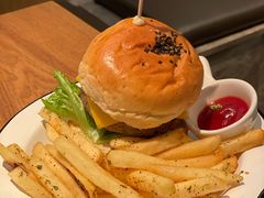 -龙治汉堡(中华城店)
