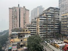 -白象居